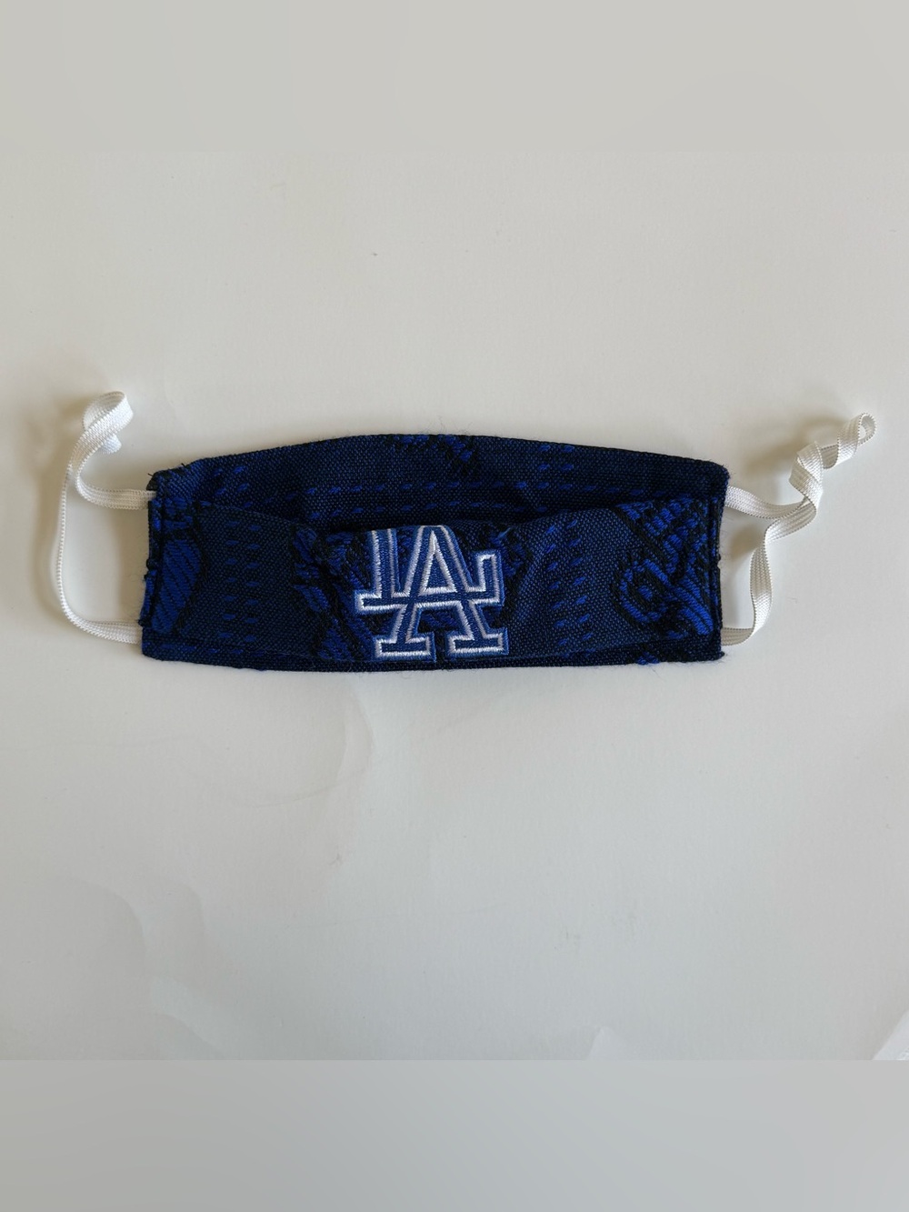 Los Angeles Dodgers face mask - Picture 4 of 5